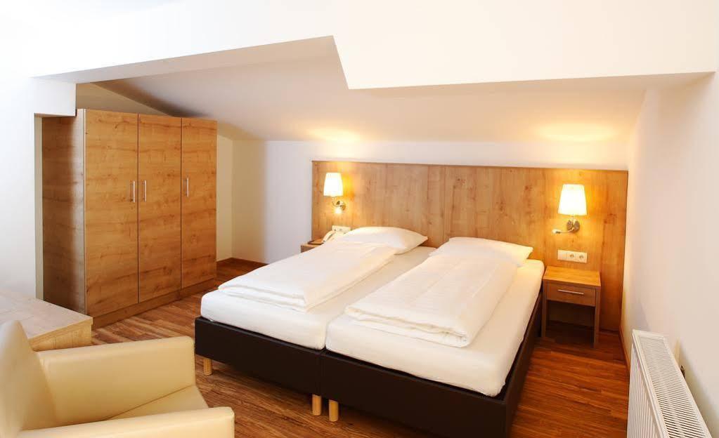 Familien & Wohlfuhlhotel Johanneshof 잘바흐 힌터글렘 외부 사진